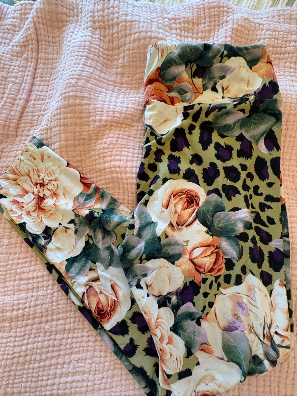 LuLaRoe Floral & Animal Print Green, Purple, Black, size TC fits large to xl - Picture 3 of 4